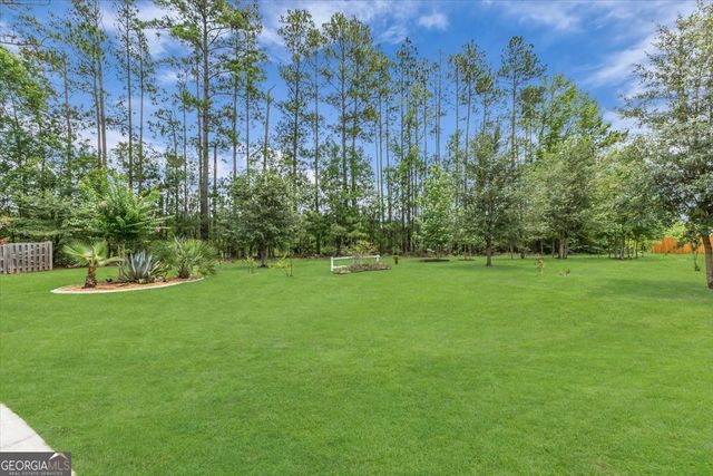 108 Saddlebrush Road, Ellabell, GA 31308