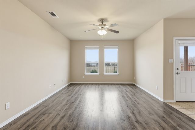 149 Creek Terrace Drive, Saginaw, TX 76131