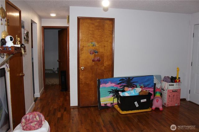 10415 Wilkeson Street S, Tacoma, WA 98444