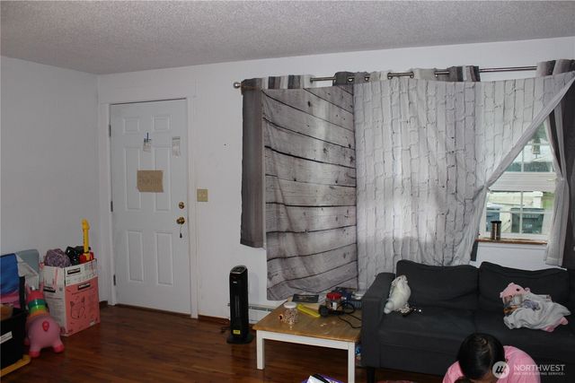 10415 Wilkeson Street S, Tacoma, WA 98444