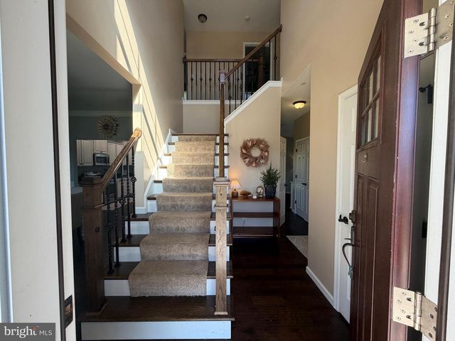 200 IRISH DR, New Oxford, PA 17350
