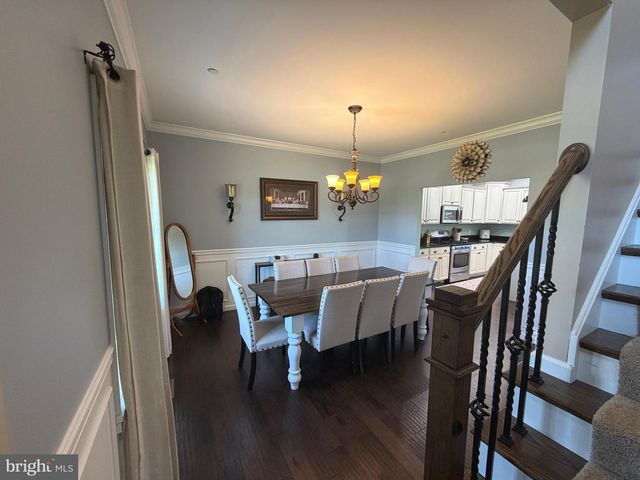 200 IRISH DR, New Oxford, PA 17350