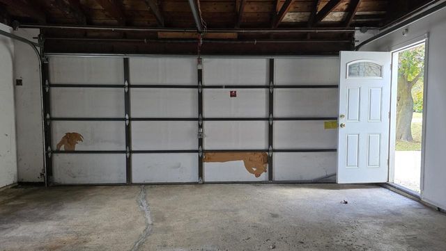 2902 S 124th STREET, West Allis, WI 53227