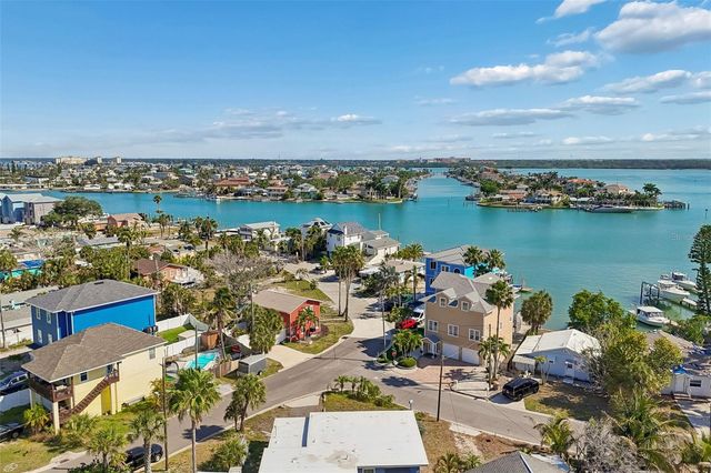 13098 BOCA CIEGA AVENUE, Madeira Beach, FL 33708