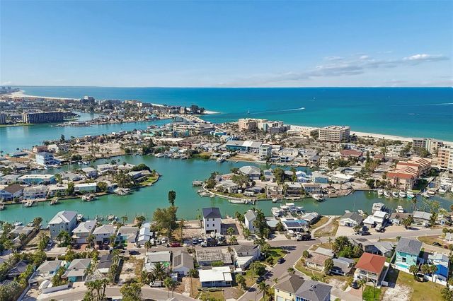 13098 BOCA CIEGA AVENUE, Madeira Beach, FL 33708