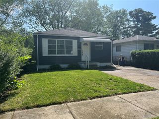 18506 Wakenden, Redford, MI 48240