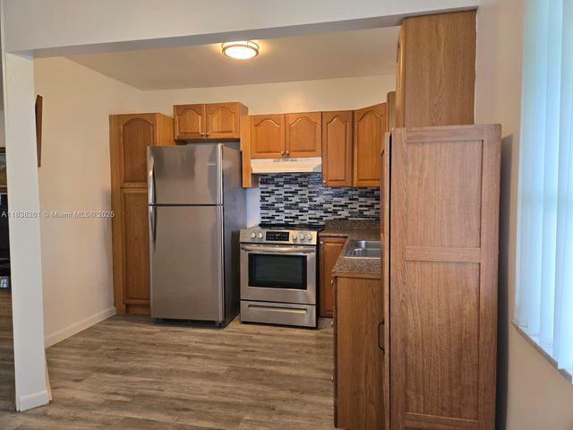 3162 Sheridan Ln 161, Hollywood, FL 33021