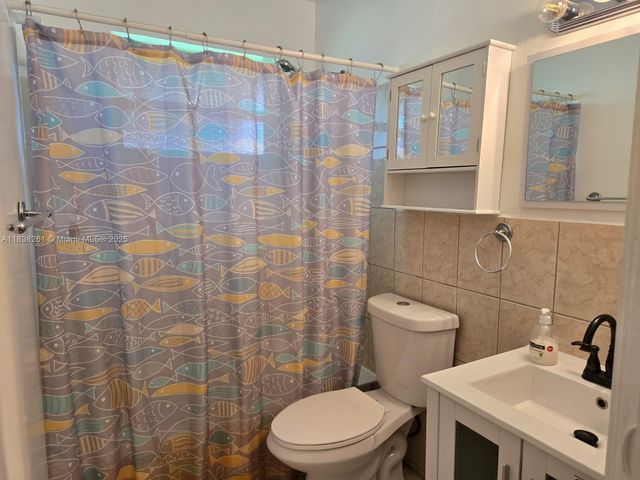 3162 Sheridan Ln 161, Hollywood, FL 33021