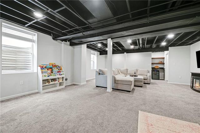 15459 S Sturgeon Drive, Olathe, KS 66062