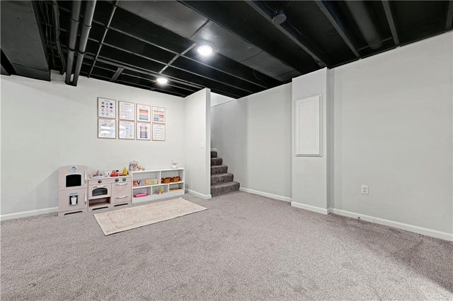 15459 S Sturgeon Drive, Olathe, KS 66062