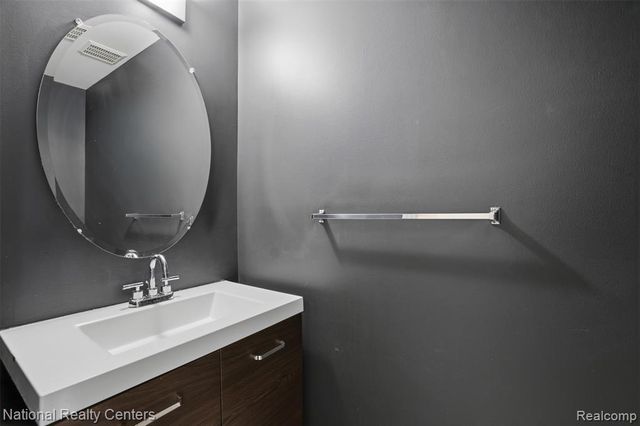 39647 Springwater Drive, Northville, MI 48168