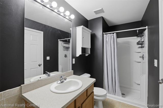 39647 Springwater Drive, Northville, MI 48168