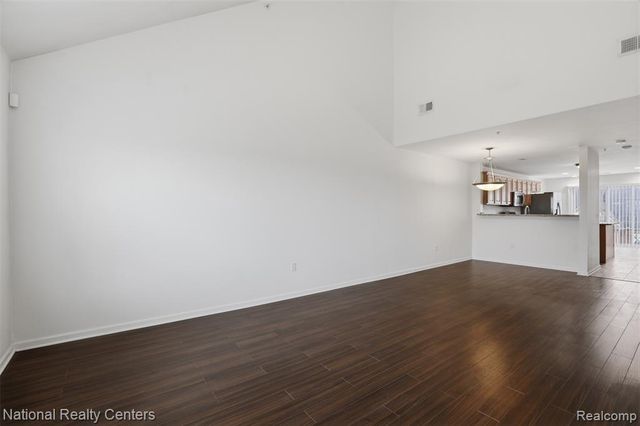 39647 Springwater Drive, Northville, MI 48168