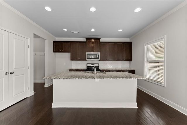 4513 Banshire Circle, Gainesville, GA 30504