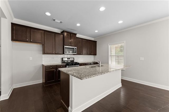 4513 Banshire Circle, Gainesville, GA 30504