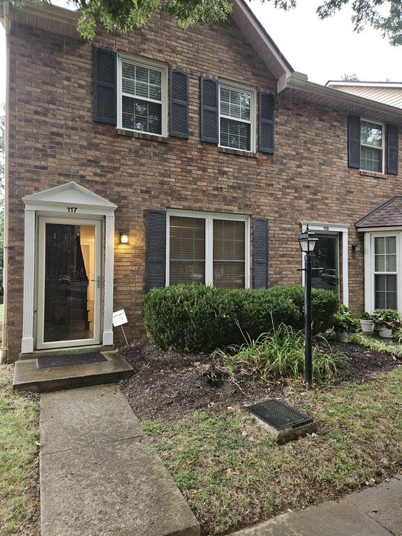 117 McMurray Cir, Nashville, TN 37211