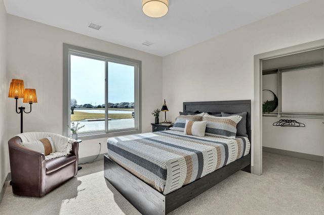 850 N Thornton Ct, Wichita, KS 67235