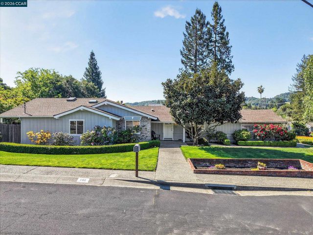 102 Fiesta Cir, Orinda, CA 94563