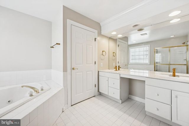 20 FURLONG DR, Cherry Hill, NJ 08003