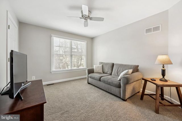 20 FURLONG DR, Cherry Hill, NJ 08003