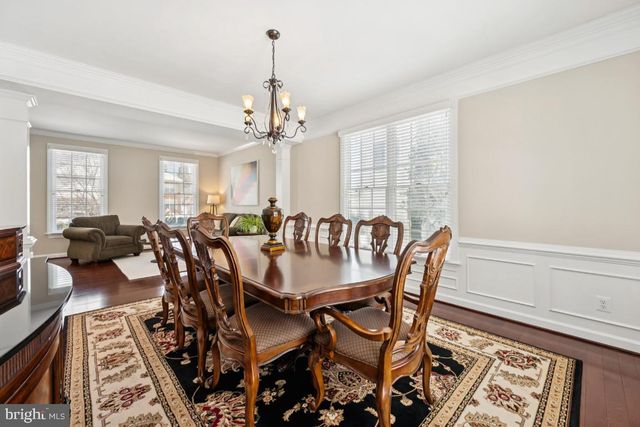 20 FURLONG DR, Cherry Hill, NJ 08003