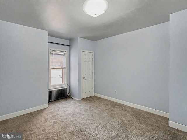 292 W COTTAGE PL, York, PA 17401