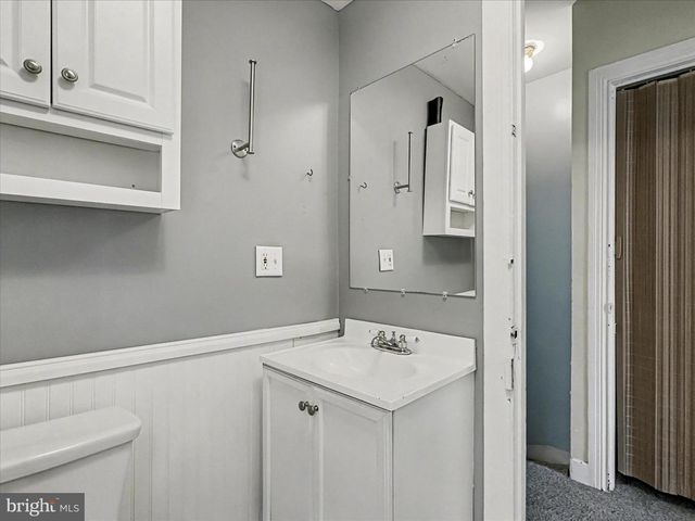 292 W COTTAGE PL, York, PA 17401