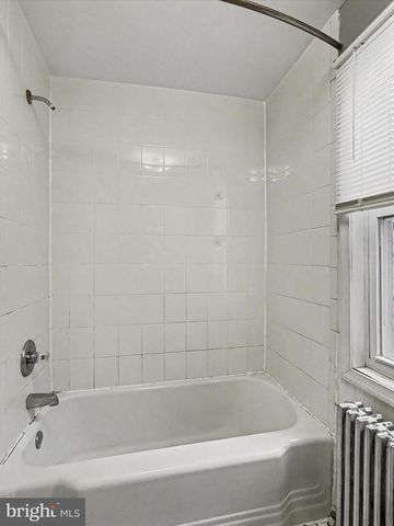 292 W COTTAGE PL, York, PA 17401