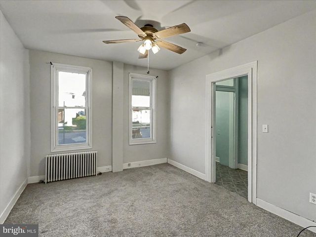 292 W COTTAGE PL, York, PA 17401