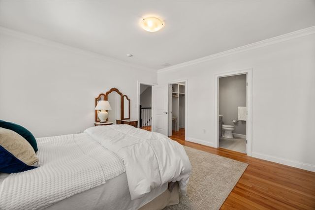 8 Lake Street, Lexington, MA 02421