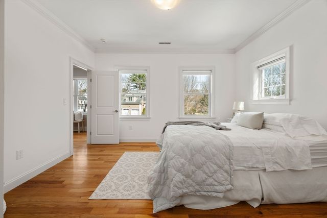 8 Lake Street, Lexington, MA 02421