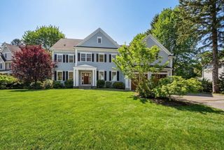 8 Lake Street, Lexington, MA 02421