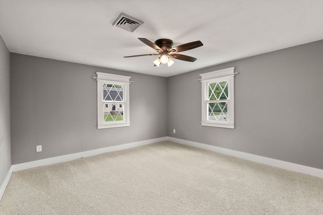 35 Nancy Dr, Webster, MA 01570
