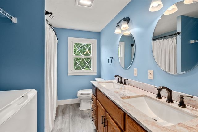 35 Nancy Dr, Webster, MA 01570