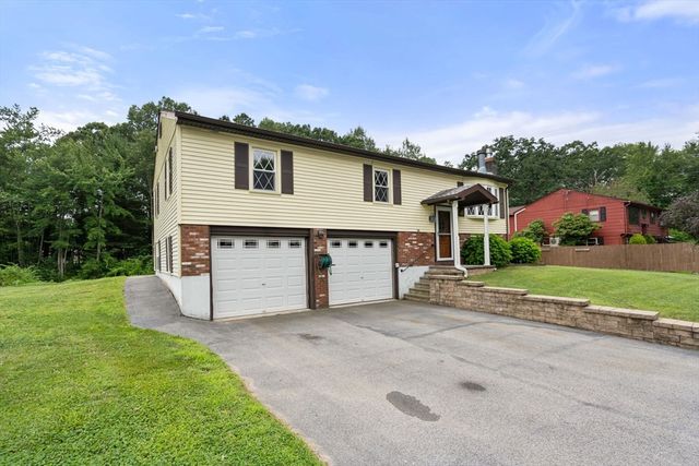 35 Nancy Dr, Webster, MA 01570