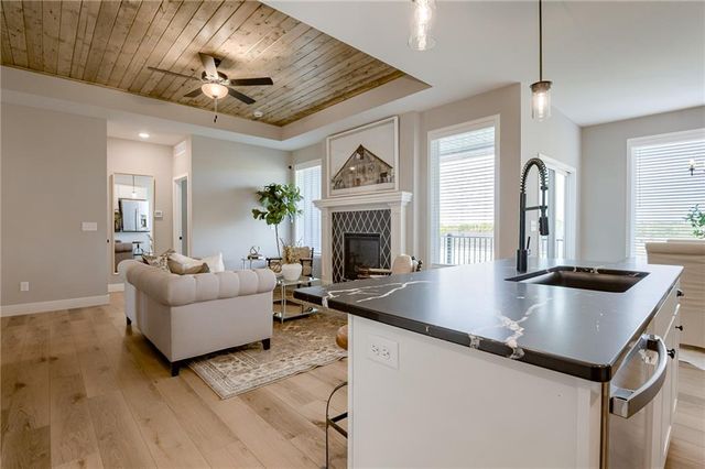 20510 Millview Road, Spring Hill, KS 66083