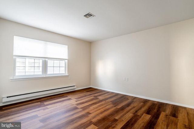 9 CHELSEA PL, Southampton, NJ 08088