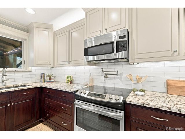2268 Ashwood Ln, Highlands Ranch, CO 80129