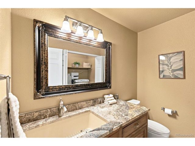 2268 Ashwood Ln, Highlands Ranch, CO 80129