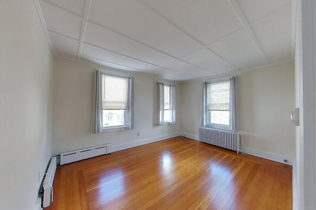 19 Dixon Street 2, Newport, RI 02840