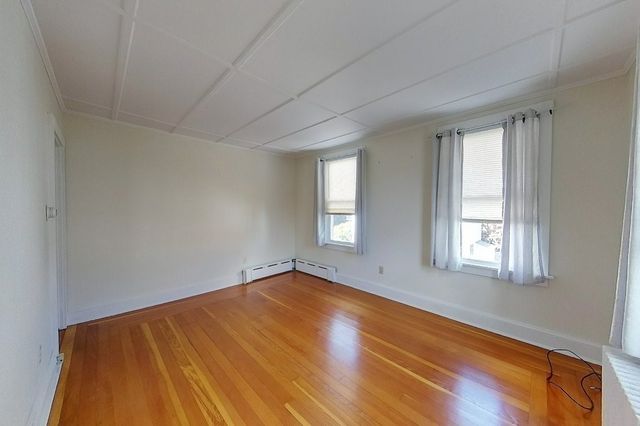 19 Dixon Street 2, Newport, RI 02840