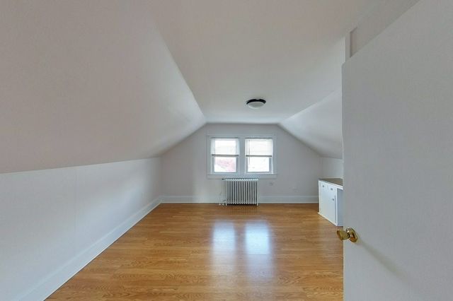 19 Dixon Street 2, Newport, RI 02840