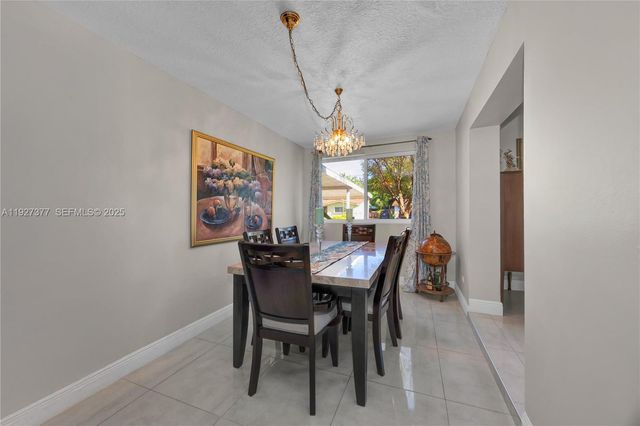 4110 W 7th Ln, Hialeah, FL 33012