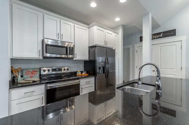 4052 Waterfield Lane, Chattanooga, TN 37416