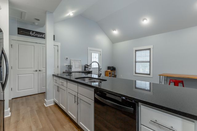 4052 Waterfield Lane, Chattanooga, TN 37416