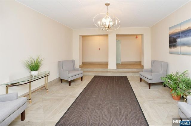 25 Jefferson Street 3D, Hackensack, NJ 07601