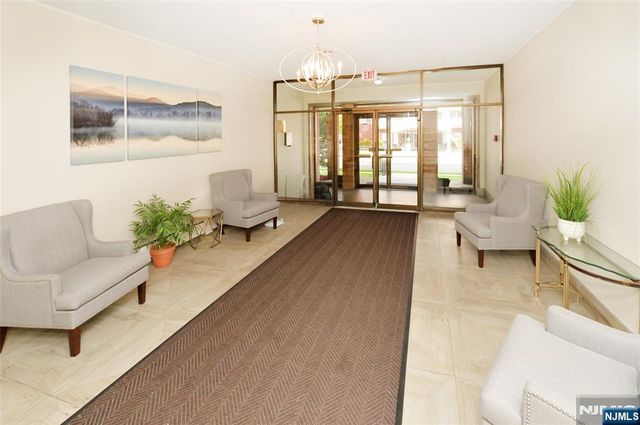 25 Jefferson Street 3D, Hackensack, NJ 07601