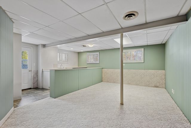 1210 Wing Avenue, St. Charles, IL 60174