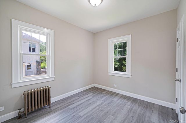 44 Elizabeth Avenue, Smithtown, NY 11787