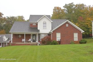 2301 Ridan Ct, Louisville, KY 40214